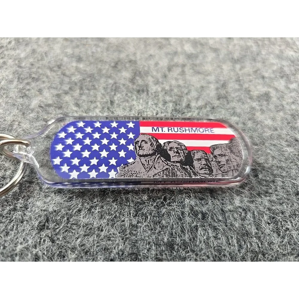 VTG Keychain Souvenir Mt. Rushmore Acrylic Plastic 2 Sided American Flag
